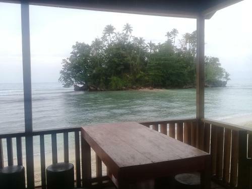 Posada Nusa Nalan Beach Resort