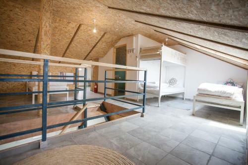 Albergue The White Hill Guesthouse