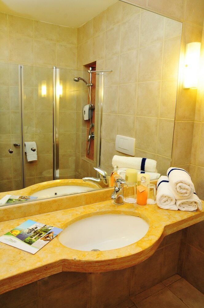 Ein Gedi Kibbutz Hotel