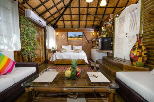 Lodge Out Of Africa Resort