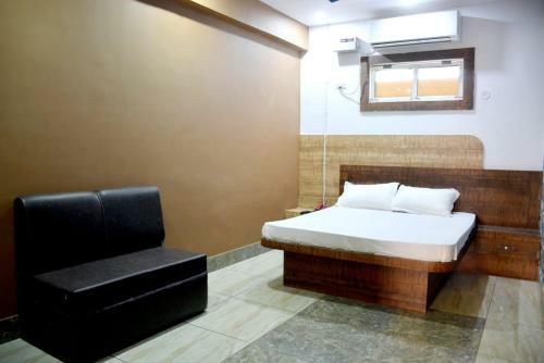 Hotel Kavya Residency
