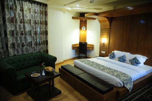 Hotel Grand Sharan