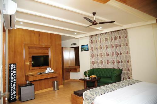 Hotel Grand Sharan