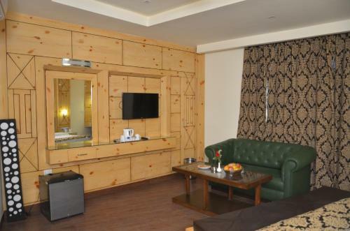 Hotel Grand Sharan