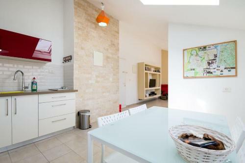 Ha-meyasdim 63 Apartment