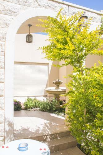 Lodge Sawsan's Suites