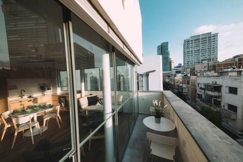 Nachlat Binyamin Bauhaus Luxury Apartments