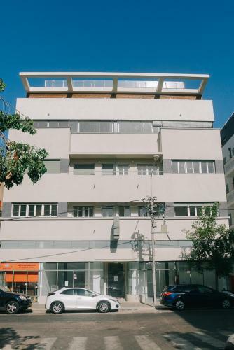 Nachlat Binyamin Bauhaus Luxury Apartments