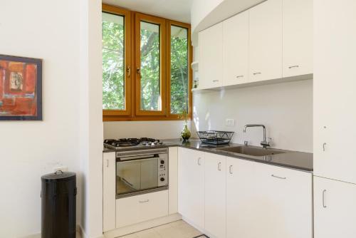 Apartamento Neve Tzedek Cute Penthouse With Parking