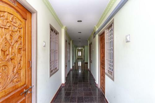 Hotel Sri Karuna Residency