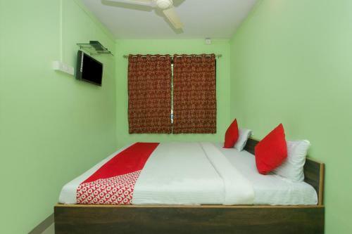 Hotel Oyo 19512 Pednekar's Home Stay
