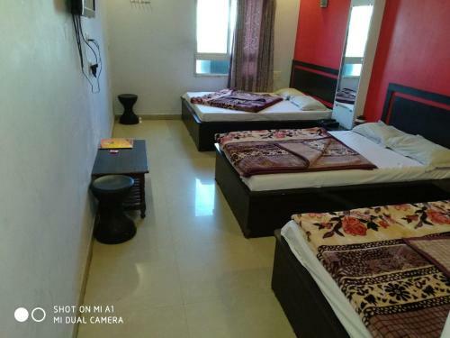 Hotel Surbhi Palace