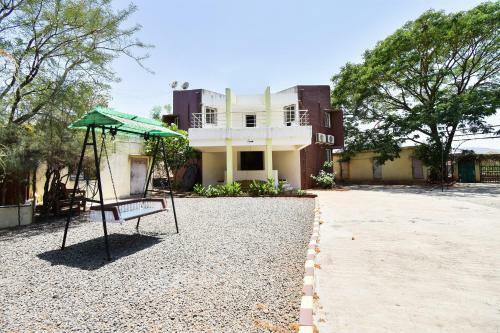 Hotel Oyo 23383 Sai Holiday Resorts
