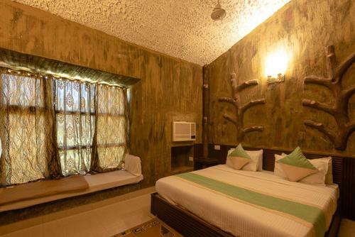 Hotel Upvan Wildlife Resort - Pura Stays