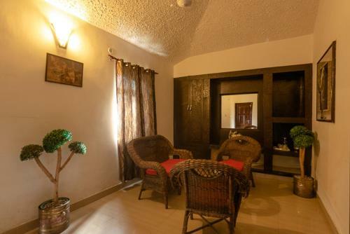 Hotel Upvan Wildlife Resort - Pura Stays