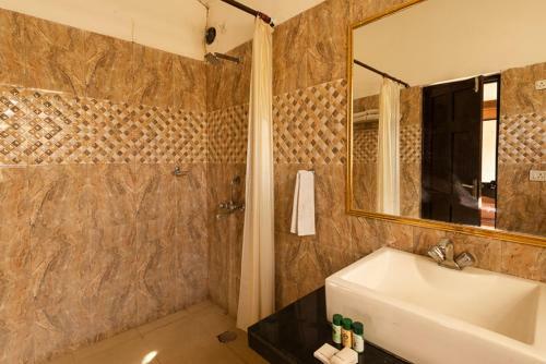 Hotel Upvan Wildlife Resort - Pura Stays