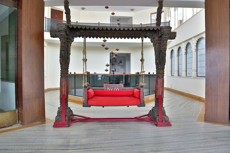 Hotel Jaisamand Island Resort