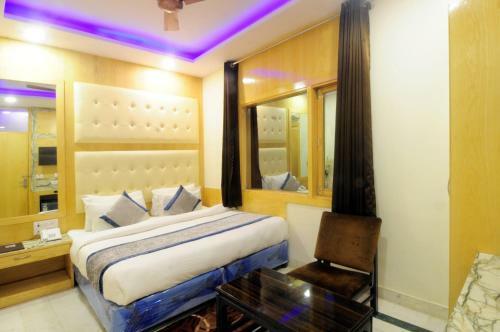 Hotel The Karlo Kastle By Check In Room