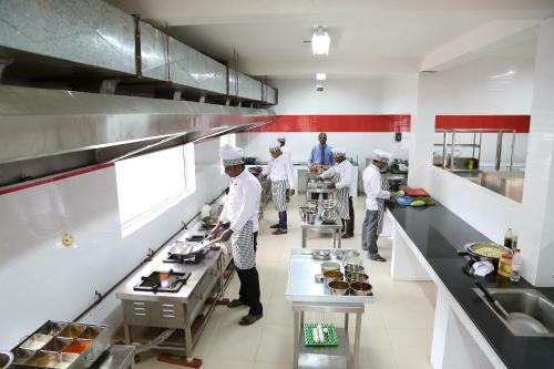 Hotel Celebrity Resort Coimbatore