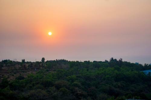 Hotel Mango Valley Resort Ganpatipule