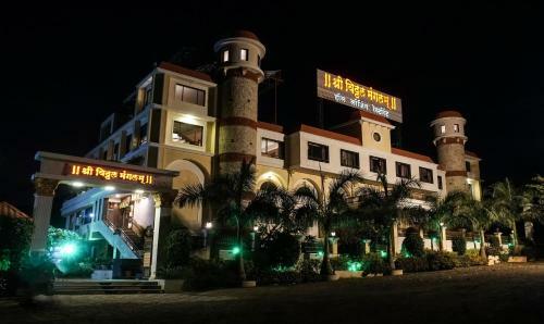 Hotel Treebo Trend Shri Vitthal Mangalam
