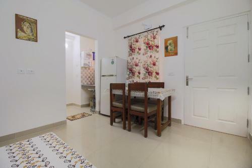 Apartamentos Sunrise-view 1bhk Home In Bharari
