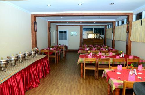 Hotel Lakezone Holiday Resort