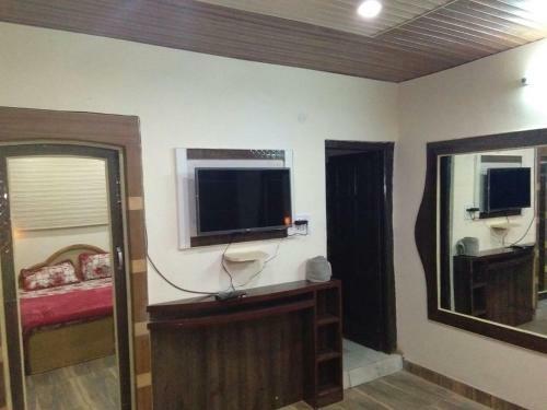 Ridgeview Homestay Near Lakkar Bazar