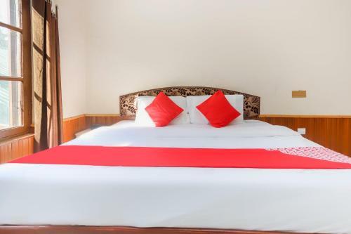 Hotel Oyo 60812 Ocimum Palace