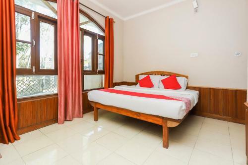 Hotel Oyo 60812 Ocimum Palace