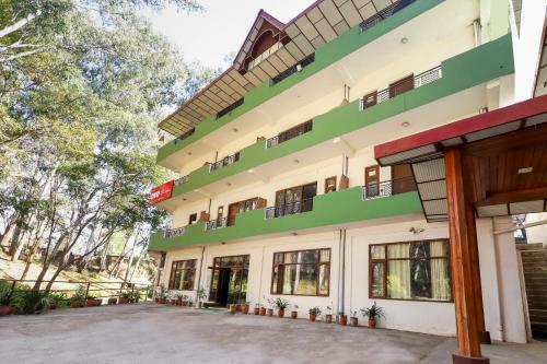 Hotel Oyo 60812 Ocimum Palace
