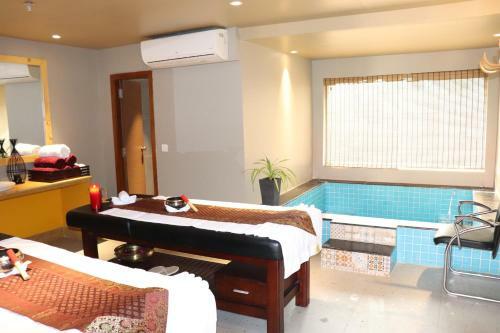 Hotel Swosti Chilika Resort
