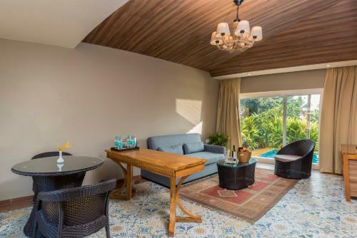 Hotel Swosti Chilika Resort