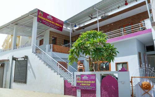 Pushkar Cooking Art And Home Stay