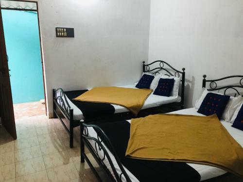 Hostal Mystique Inn Beach Guest House