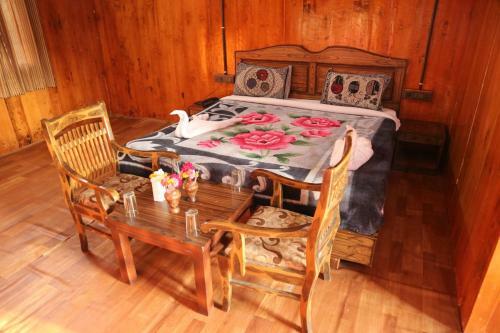Hotel Lake Alpi Kumbhalgarh