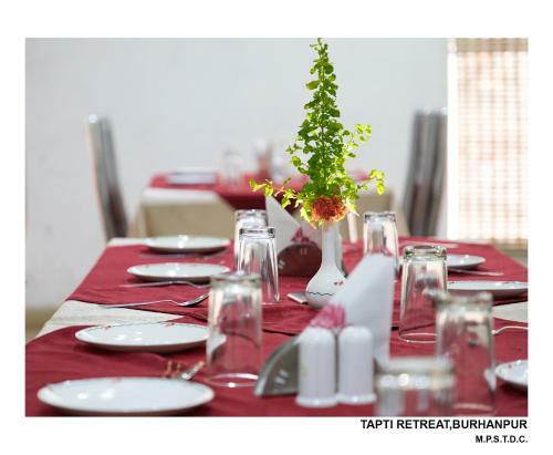 Hotel Mpt Tapti Retreat, Burhanpur