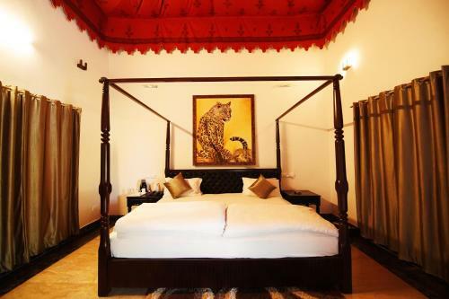 Hotel Sinny's Leopard Camp & Resort