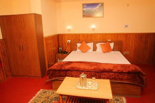 Hotel Rufina Swagat