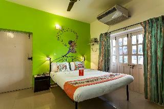 Hotel Oyo 2374 Renton Manor
