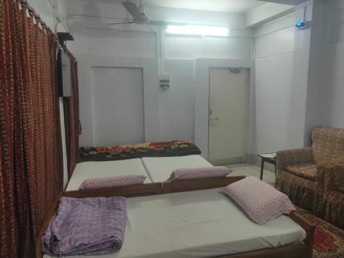 Chaiti Lodge - Santiniketan Bolpur