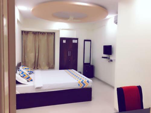 Bed & Breakfast Ema Apartment Model Colony