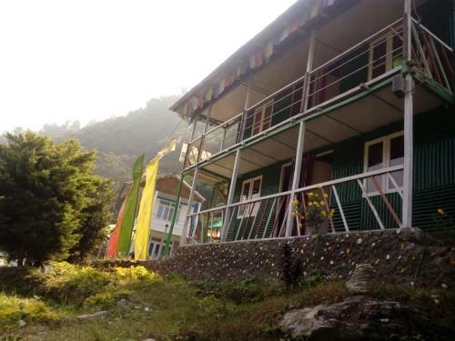 Vamoosetrail Pedong Village Resort