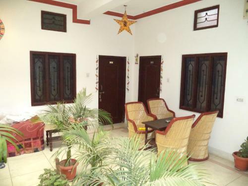 Bed & Breakfast Little Prince Cafe & Room