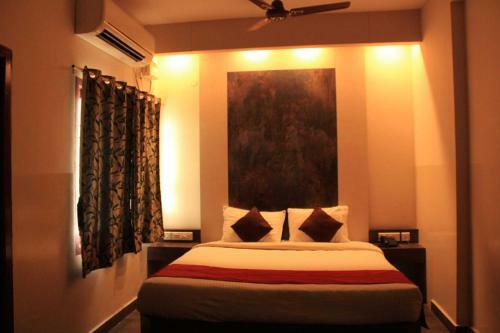 Hotel Temple Stays - Friendliness & Cleanliness Room