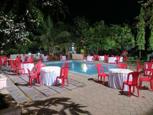 Hotel Pushp Vatika Resort & Lawns