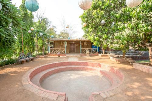 Hotel Pushp Vatika Resort & Lawns
