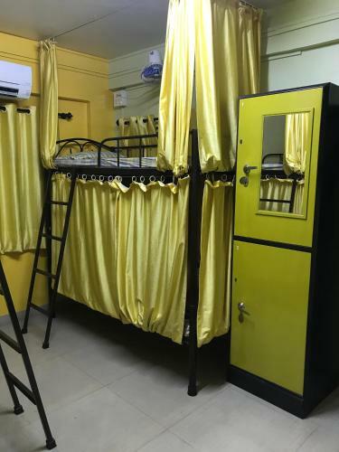 Hostal Ashirwad Guest House (Male Only)