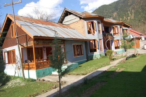 Hotel Paradise Guest House