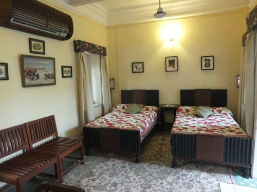 Hotel Udai Bilas Palace